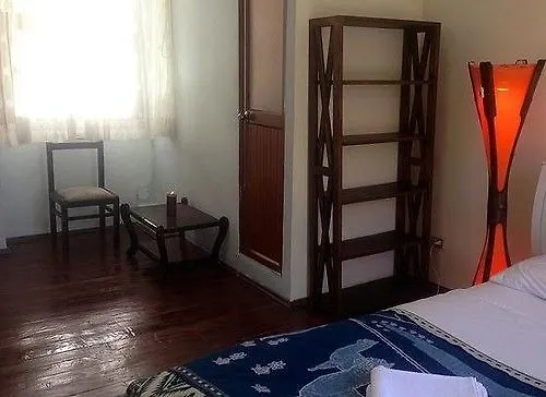Guesthouse Nelson キト ゲストハウス