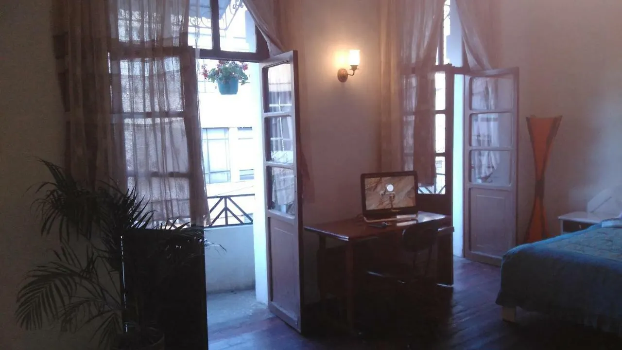 Guesthouse Nelson キト エクアドル